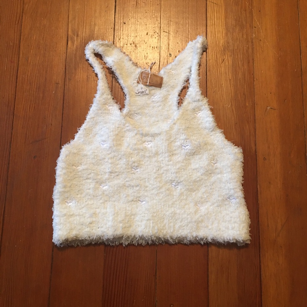 POL fuzzy bra with embroidered hearts. Small